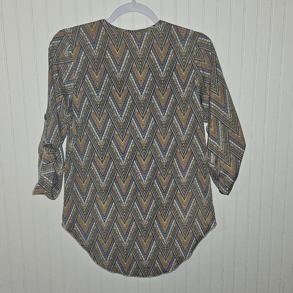 Funky Blouse - Picture 2 of 5